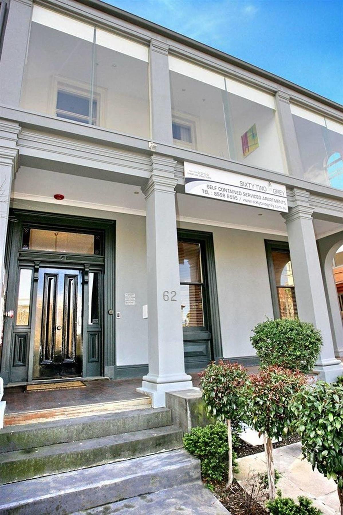 Aparthotel Sixty Two On Grey Serviced 4*